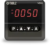 Controlador de velocidade Tholz com display digital para ajuste e monitoramento preciso de velocidade em aplicações industriais.