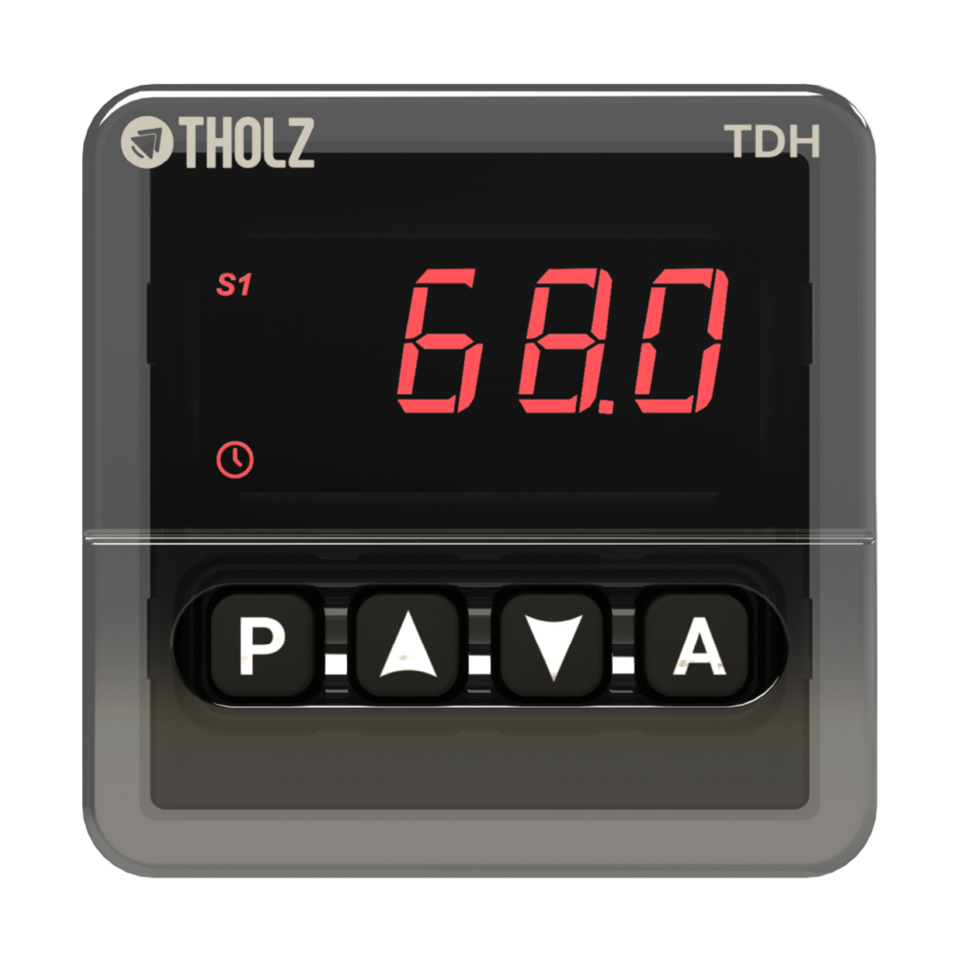 TDH1316R Tholz, controlador industrial de tempo com display digital frontal para temporização precisa de processos.